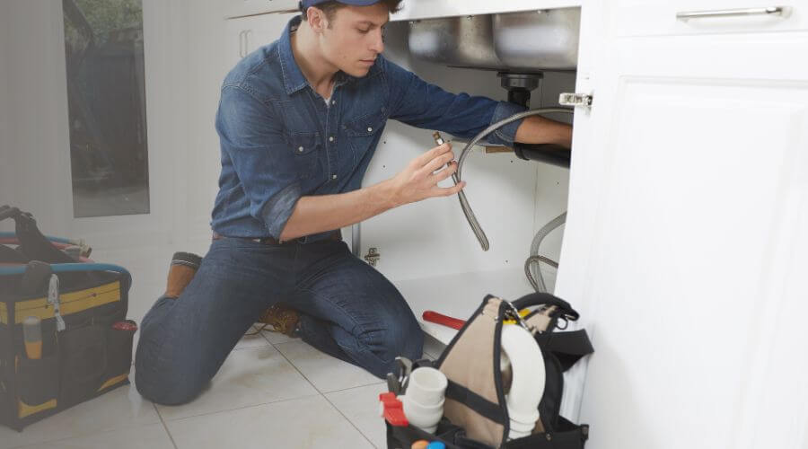 Local expert plumbing services in Strasburg, IL